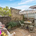 1 Bed In Oc-d32946 Dom wakacyjny
